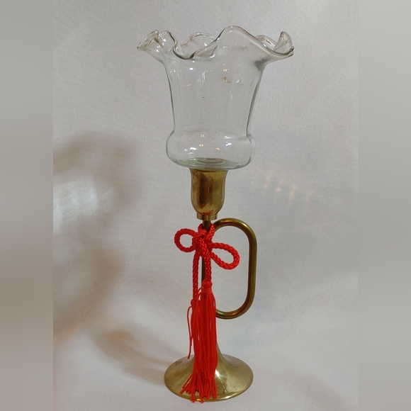 Vintage Brass Bugle Horn Design Candle Holder - Picture 5 of 5